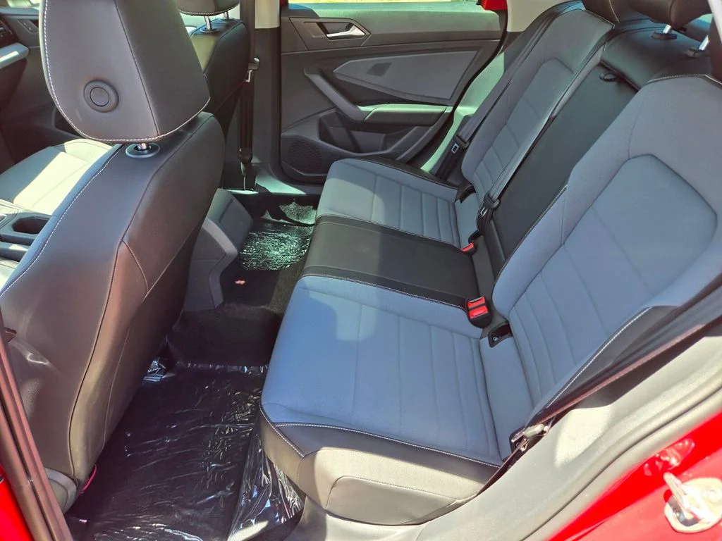 New 2026 Red Volkswagen 1.5T SE image 7