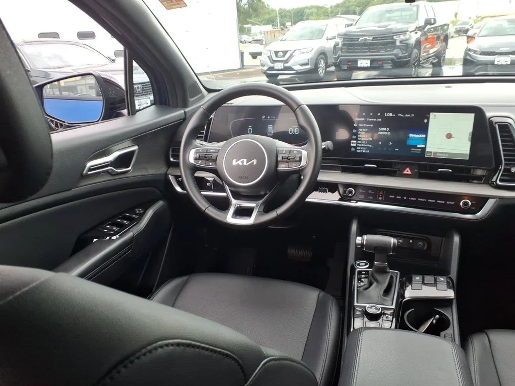 Used 2023 Blue Kia X-Line image 8