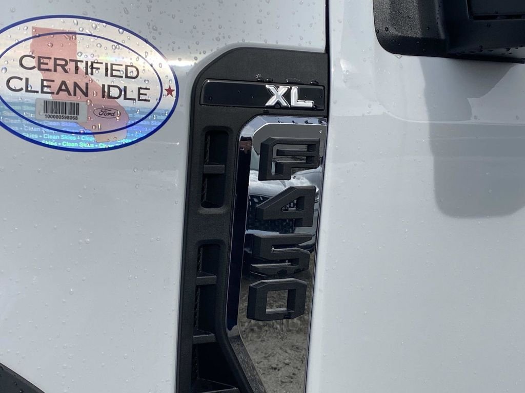 New 2026 Oxford White Ford F-450® XL image 9