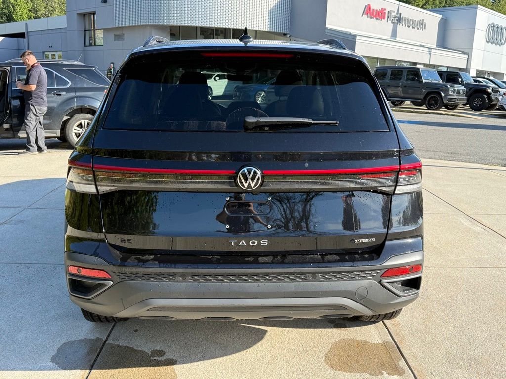 New 2026 Black Volkswagen 1.5T SE Black image 13