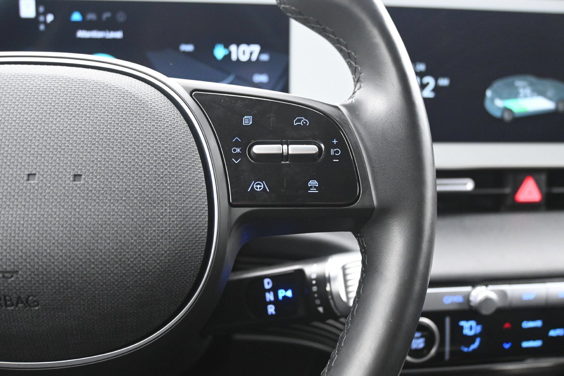 Used 2024 Cyber Gray Hyundai SEL AWD image 25