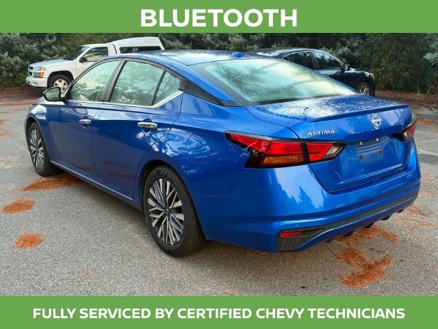 Used 2025 Blue Nissan 2.5 SV image 9