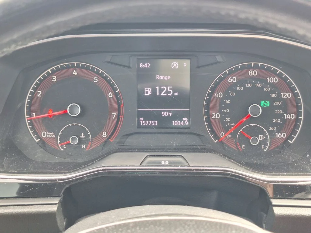 Used 2019  Volkswagen  image 13