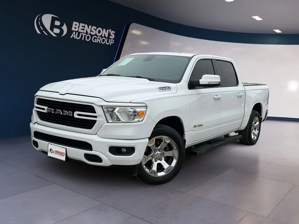 2021 RAM 1500 Big Horn/Lone Star 4x4 Crew Cab 5'7's photo