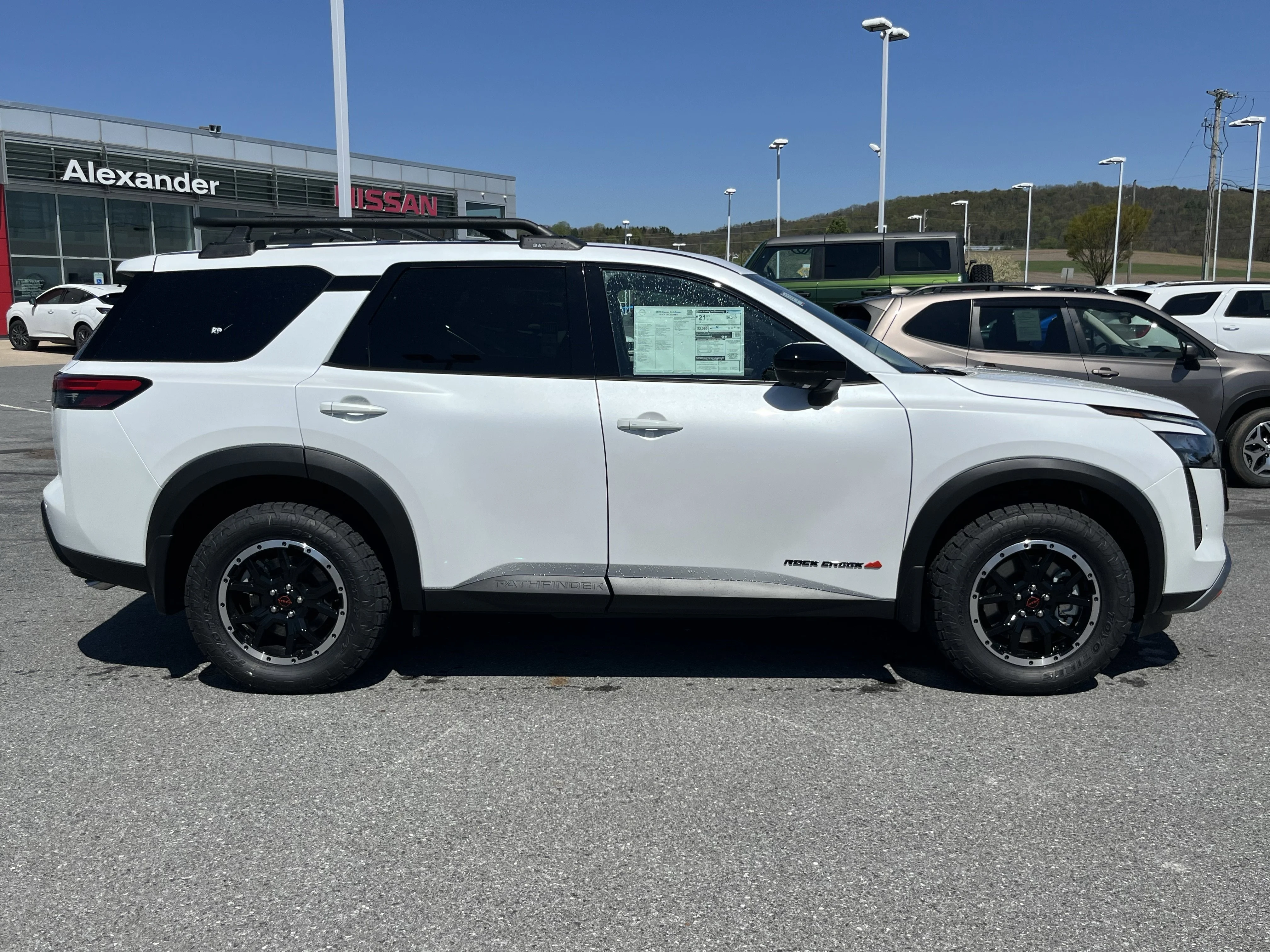 New 2026 Everest White Pearl TriCoat Nissan Rock Creek® image 2