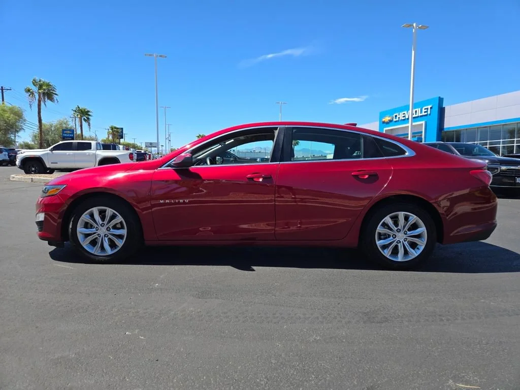 Used 2020 CAJUN RED TINTCOAT Chevrolet LT image 3