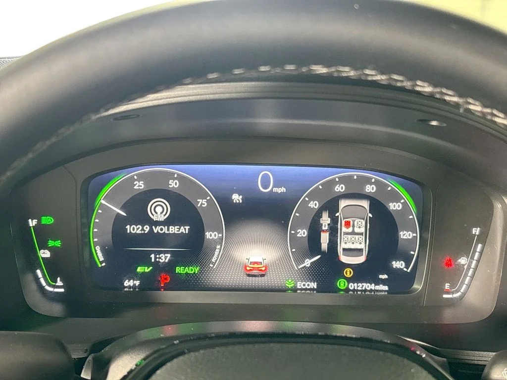 Used 2025  Honda Sport image 14