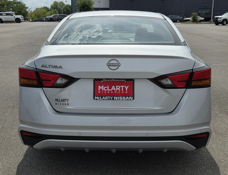 Used 2023 Brilliant Silver Metallic NISSAN 2.5 S SEDAN image 6