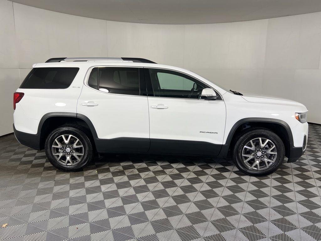 Used 2023 Summit White GMC SLE image 10
