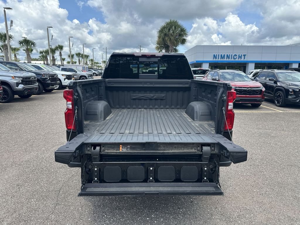 Used 2024 Black Chevrolet ZR2 image 34