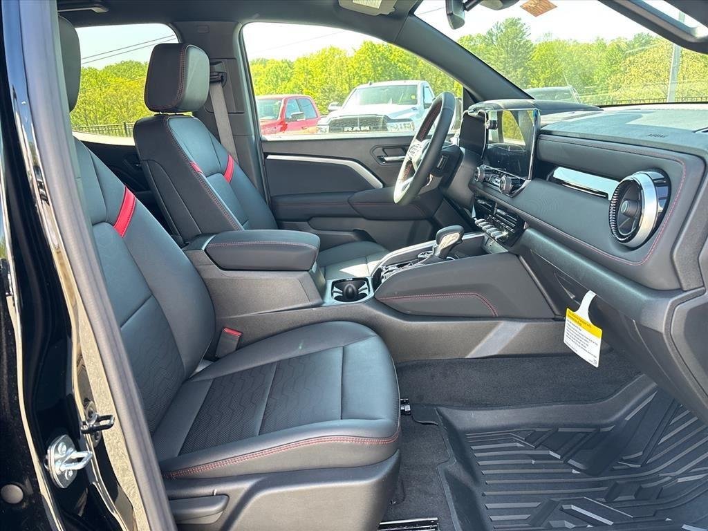 New 2026 Black Chevrolet Z71 image 30