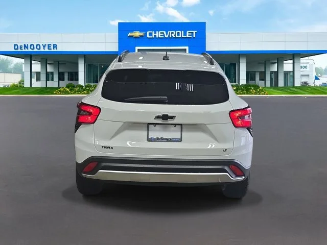 2026 Chevrolet Trax LT - Photo 9