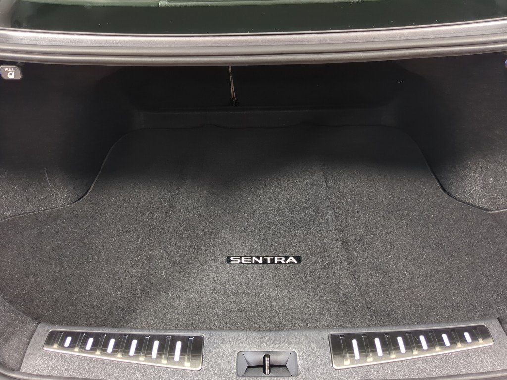 2026 Nissan Sentra SL - Photo 13