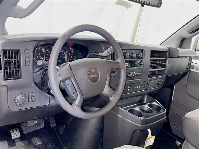 2025 GMC Savana Cargo Work Van - Photo 41