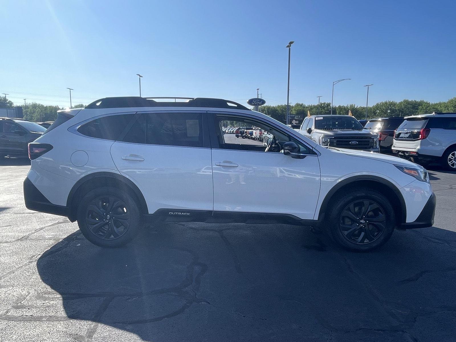 Used 2021 Crystal White Pearl Subaru Onyx Edition XT image 6