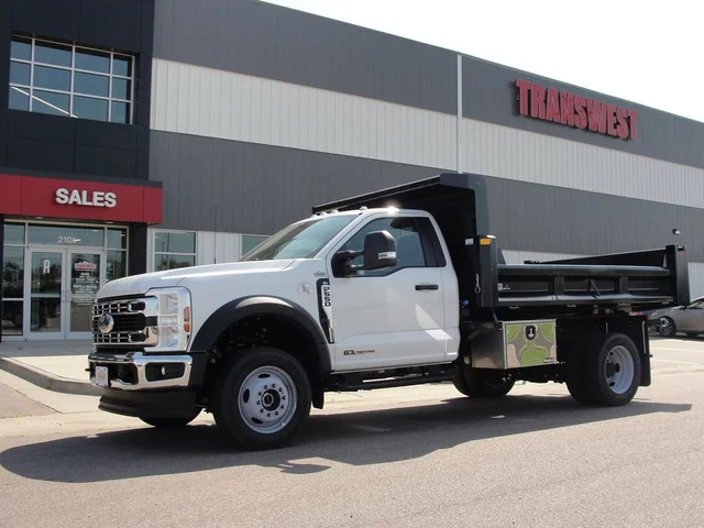 2025 Ford Chassis Cab F-550® XL