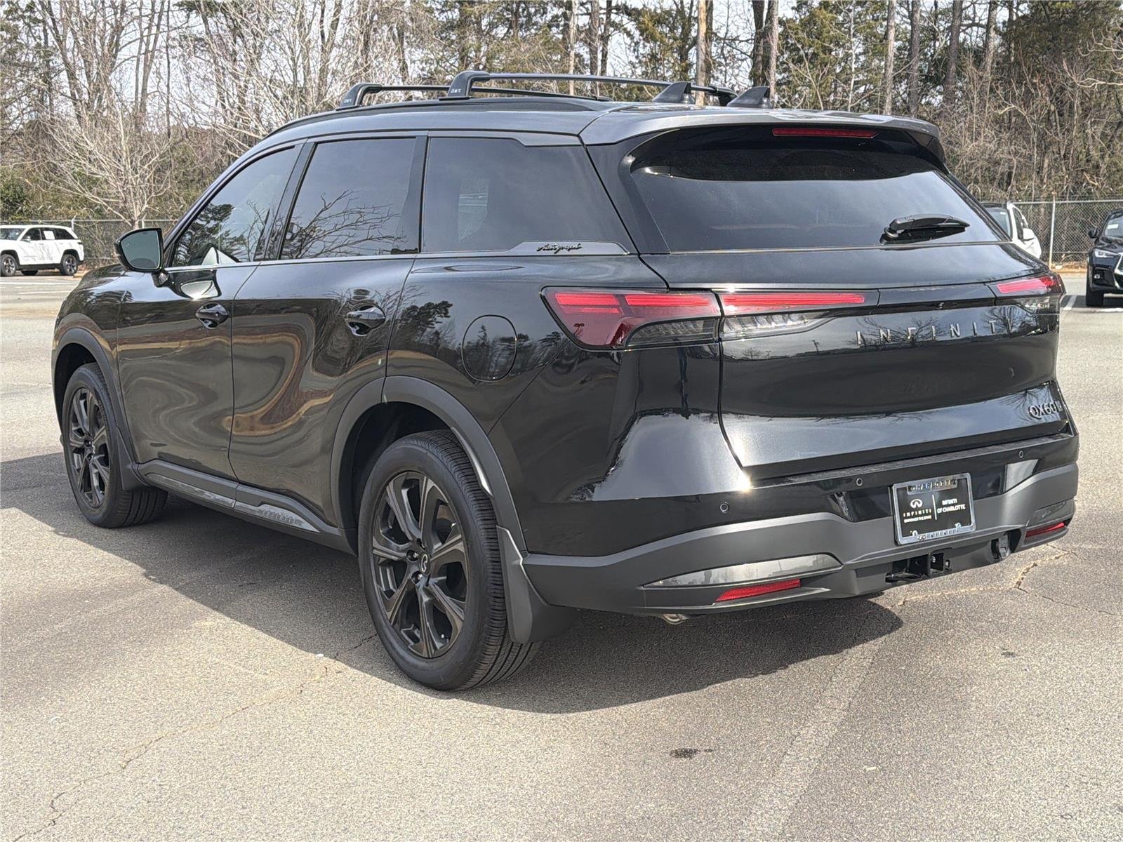 New 2026 2T MNRL BLK INFINITI Autograph AWD image 25