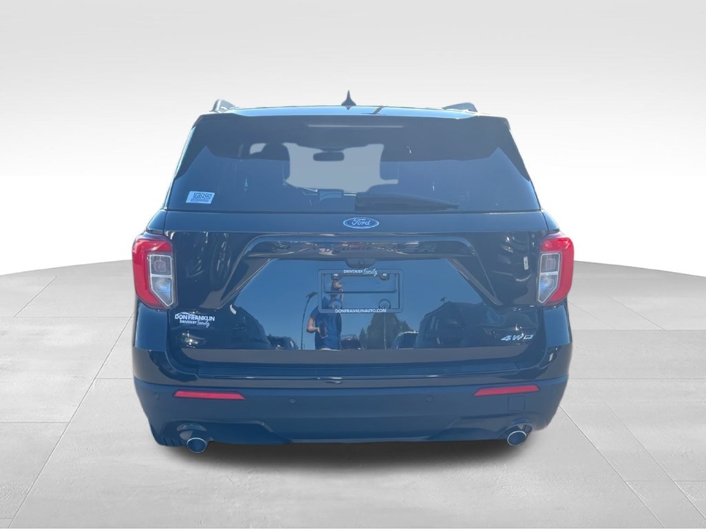 Used 2022 Black Ford ST-Line image 7