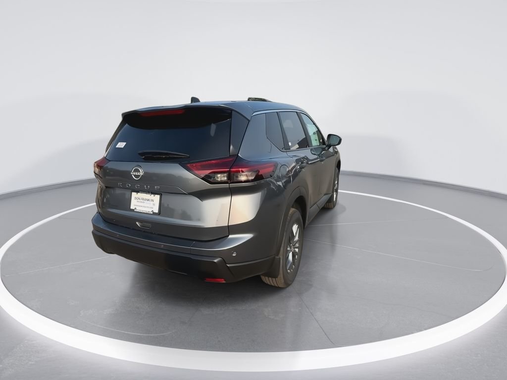 2026 Nissan Rogue S - Photo 8