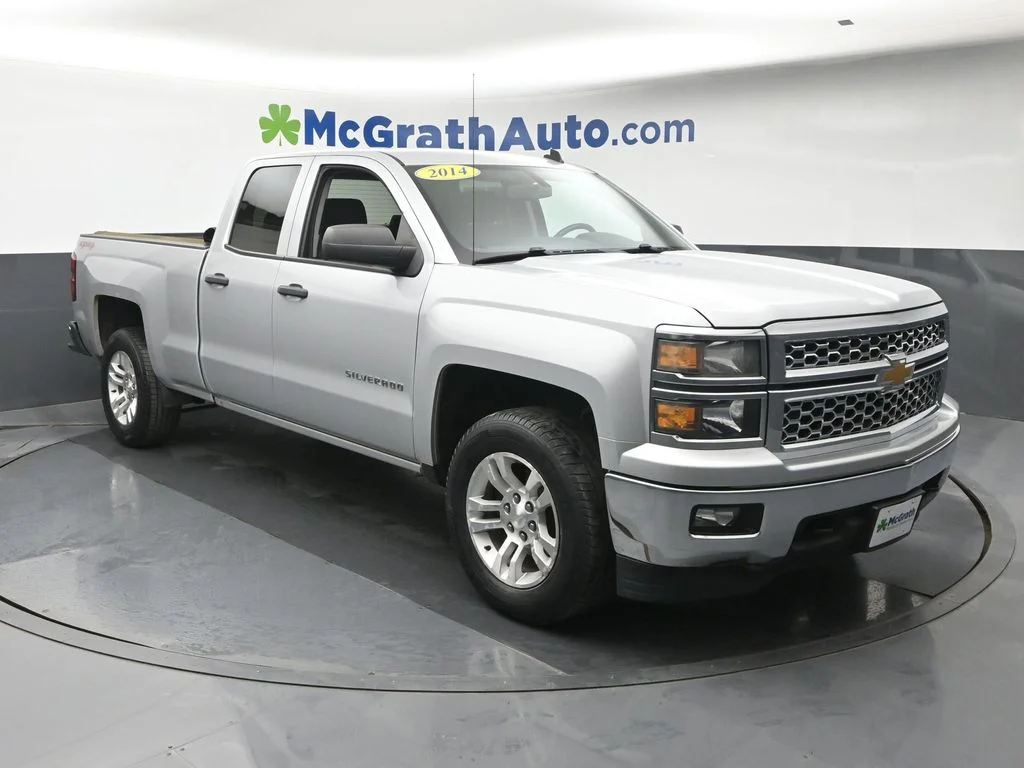 Used 2014 Chevrolet Silverado 1500 LT with VIN 1GCVKREC9EZ114556 for sale in Marion, IA