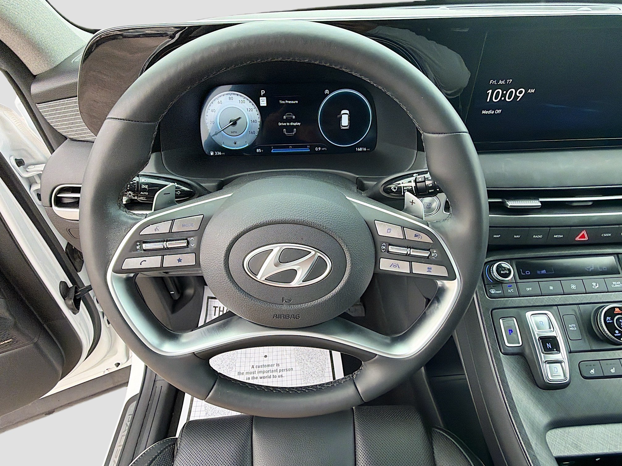 Used 2024 Hyper White Hyundai Limited image 41