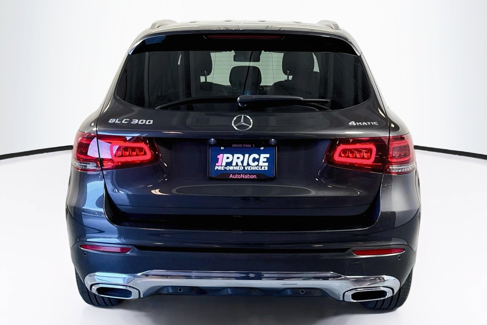 Certified Used 2022 Graphite Grey Metallic Mercedes-Benz GLC 300 image 6