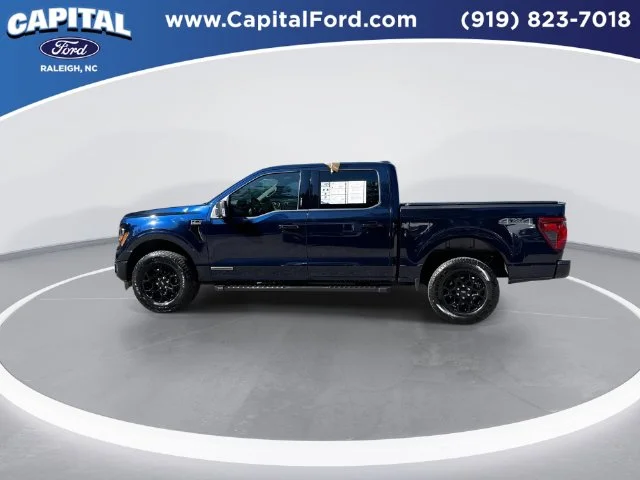 Used 2024 Blue Ford XLT image 5