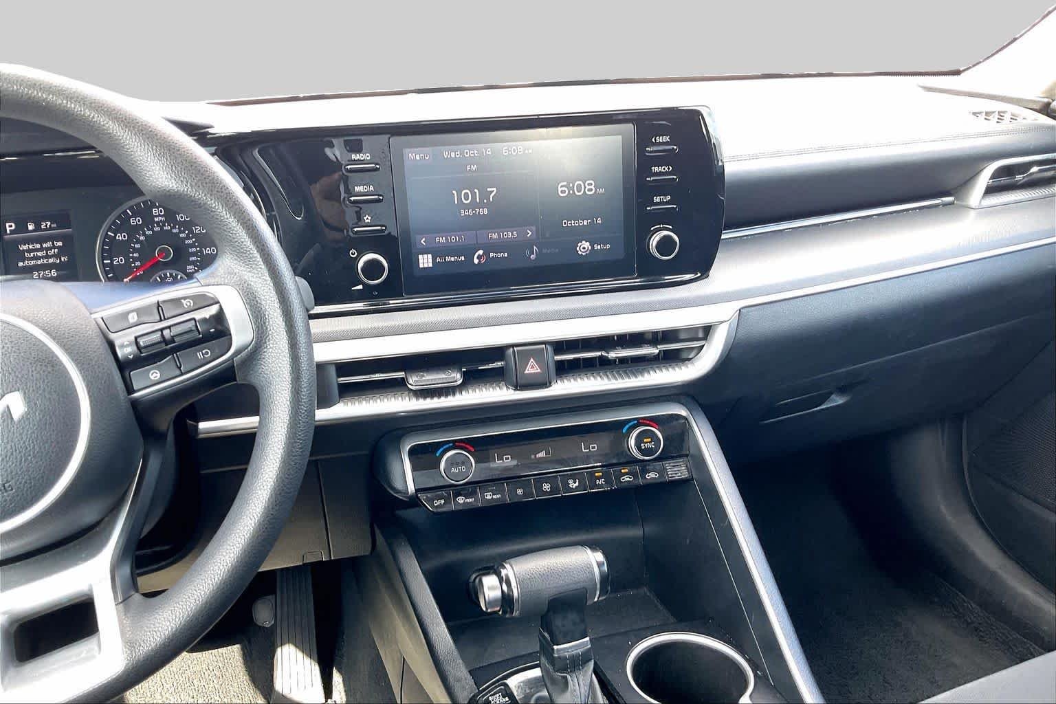 Used 2022 Everlasting Silver Kia LXS image 7