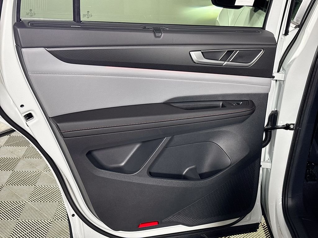 New 2026  Volkswagen 2.0T Peak Edition image 19