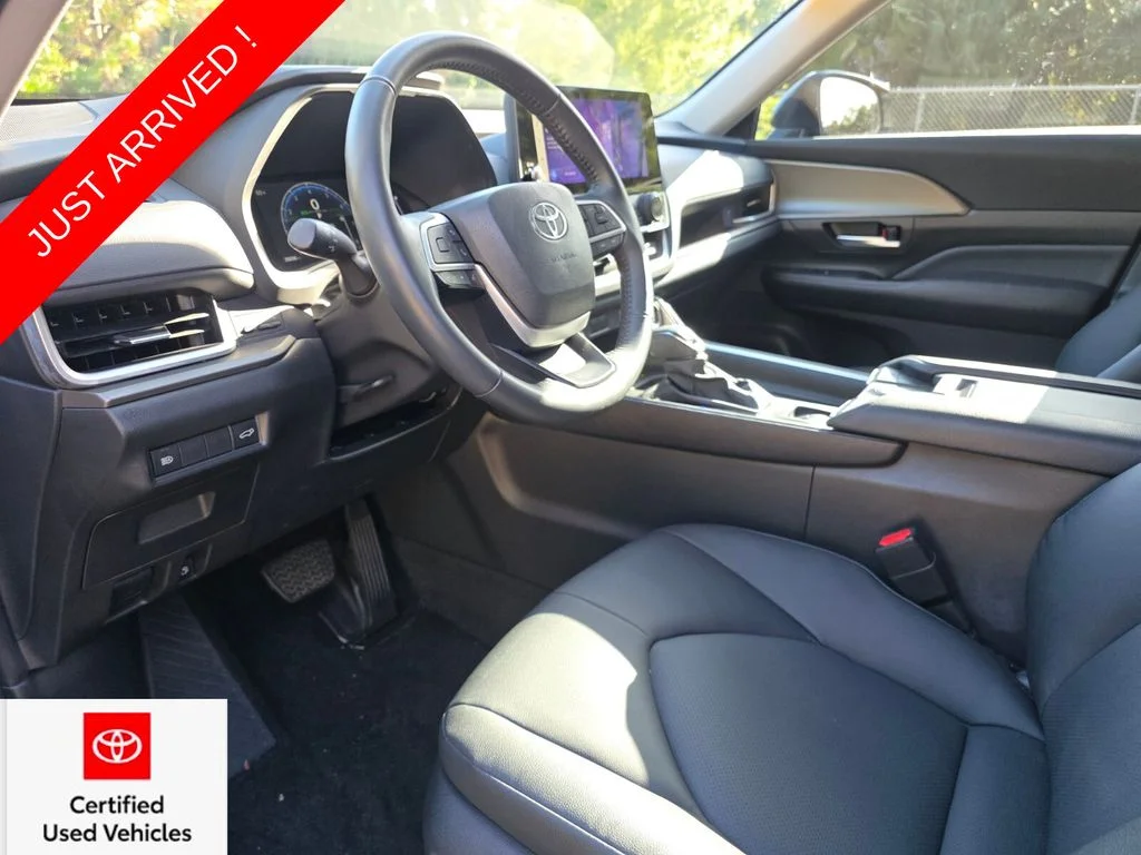 Certified Used 2024 White Toyota XLE image 28