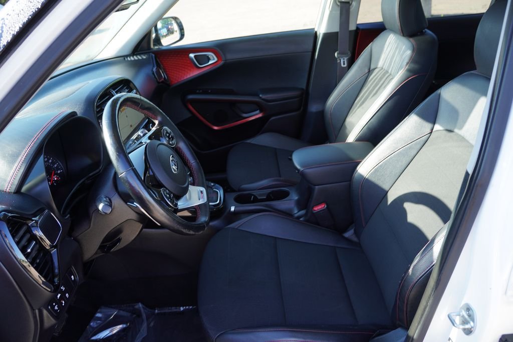 Certified Used 2020 White Kia GT-Line Turbo image 15