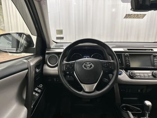 Used 2018 Gray Toyota Limited image 13