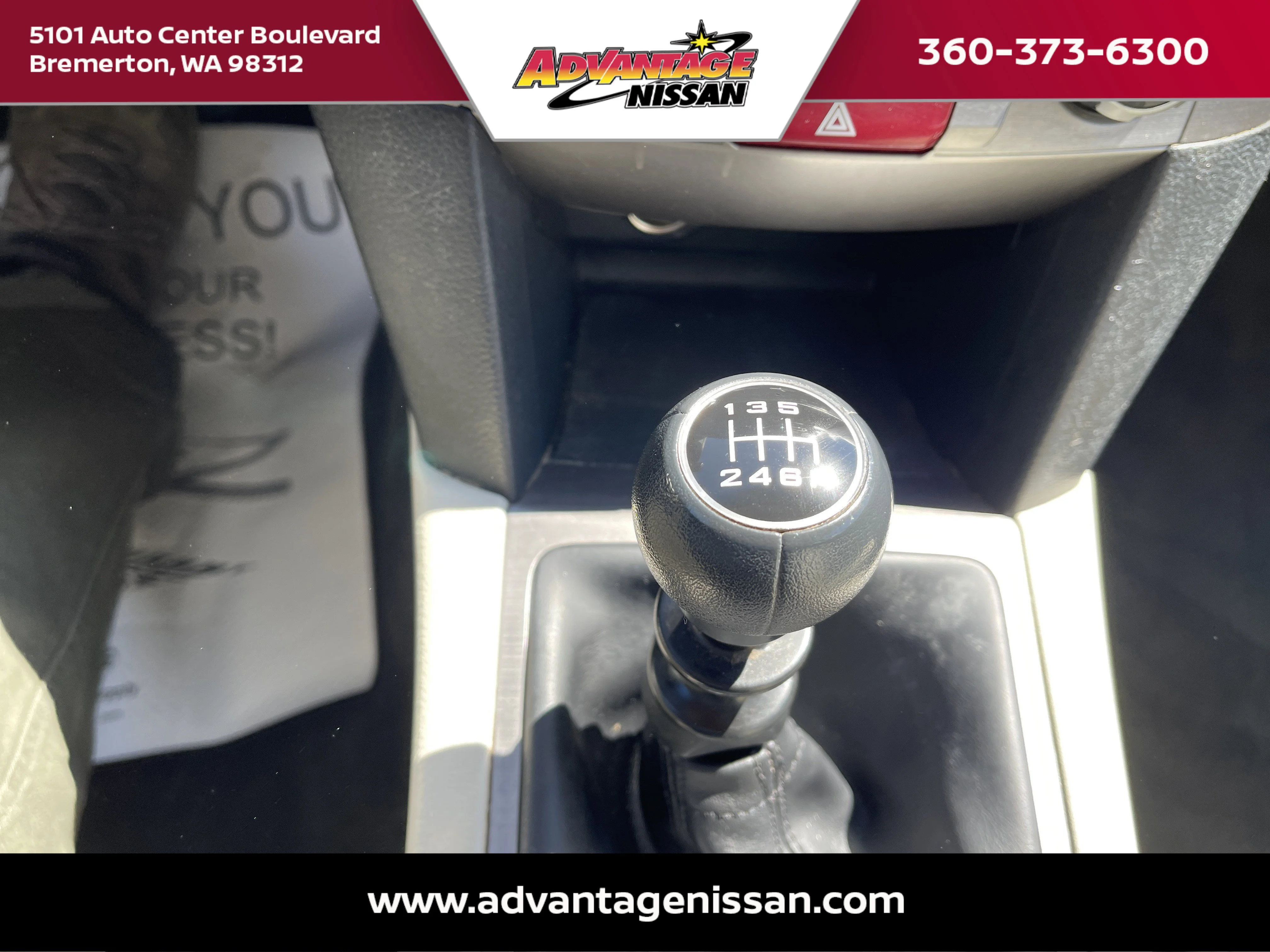 Used 2012 Satin White Pearl Subaru 2.5i image 18