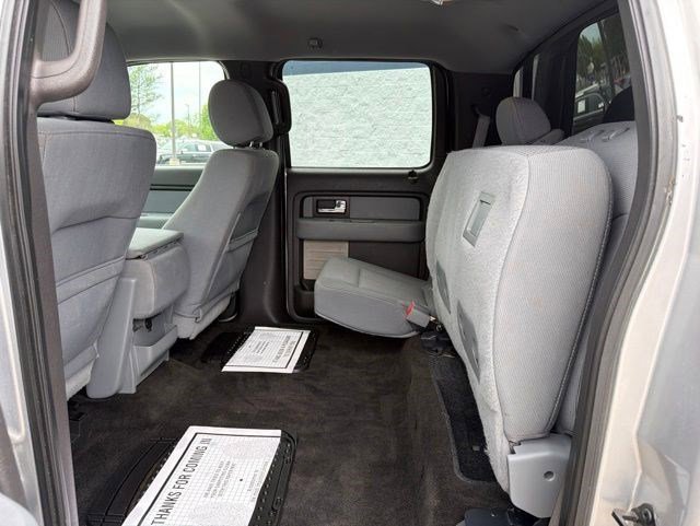 Used 2014 Ingot Silver Metallic Ford XLT image 13