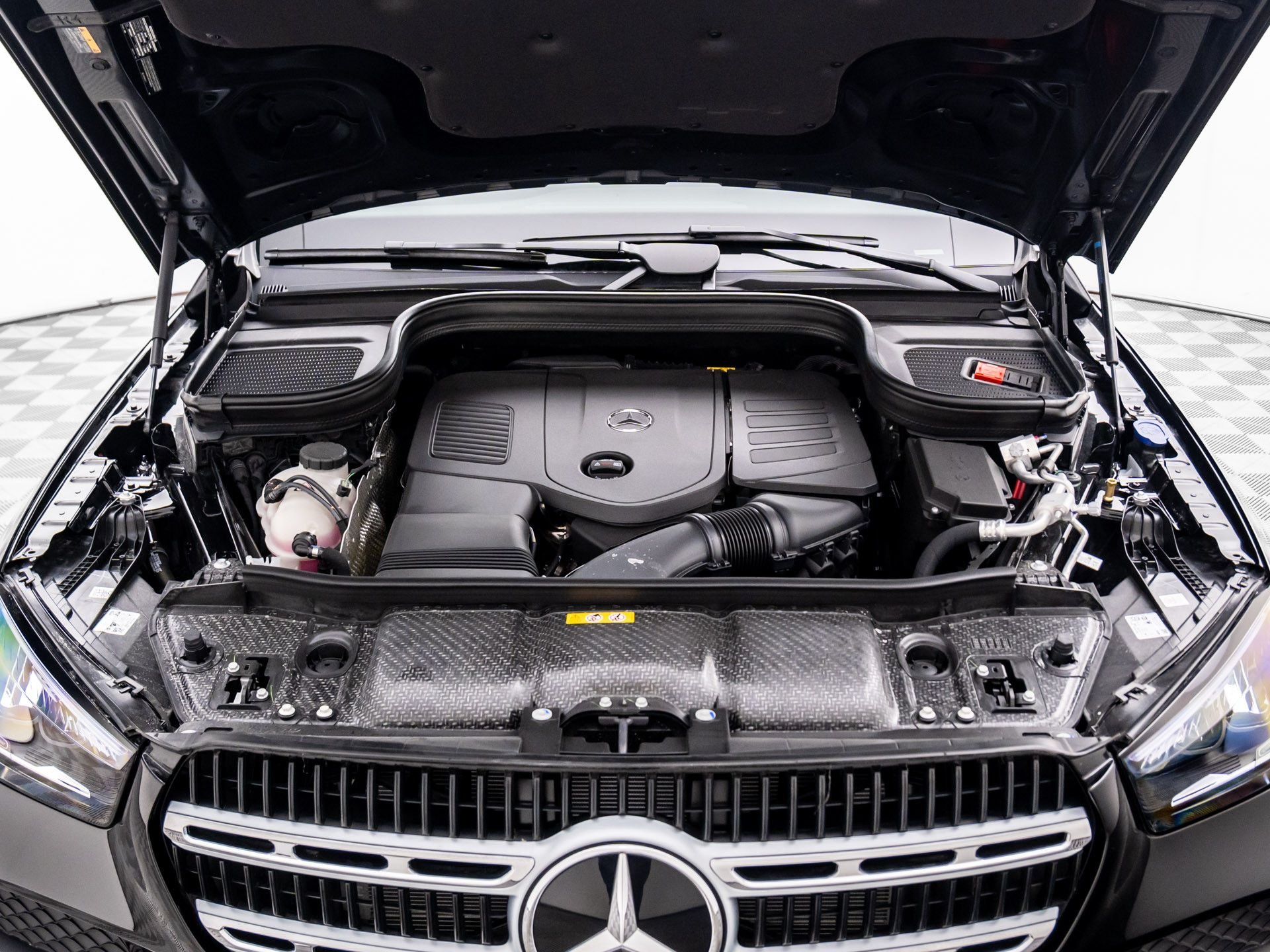 New 2026 Obsidian Black Metallic Mercedes-Benz GLE 350 image 29