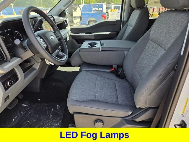New 2026 Oxford White Ford F-250® XL image 26