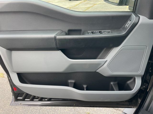 2025 Ford F-350 Super Duty Chassis Cab XL - Photo 17