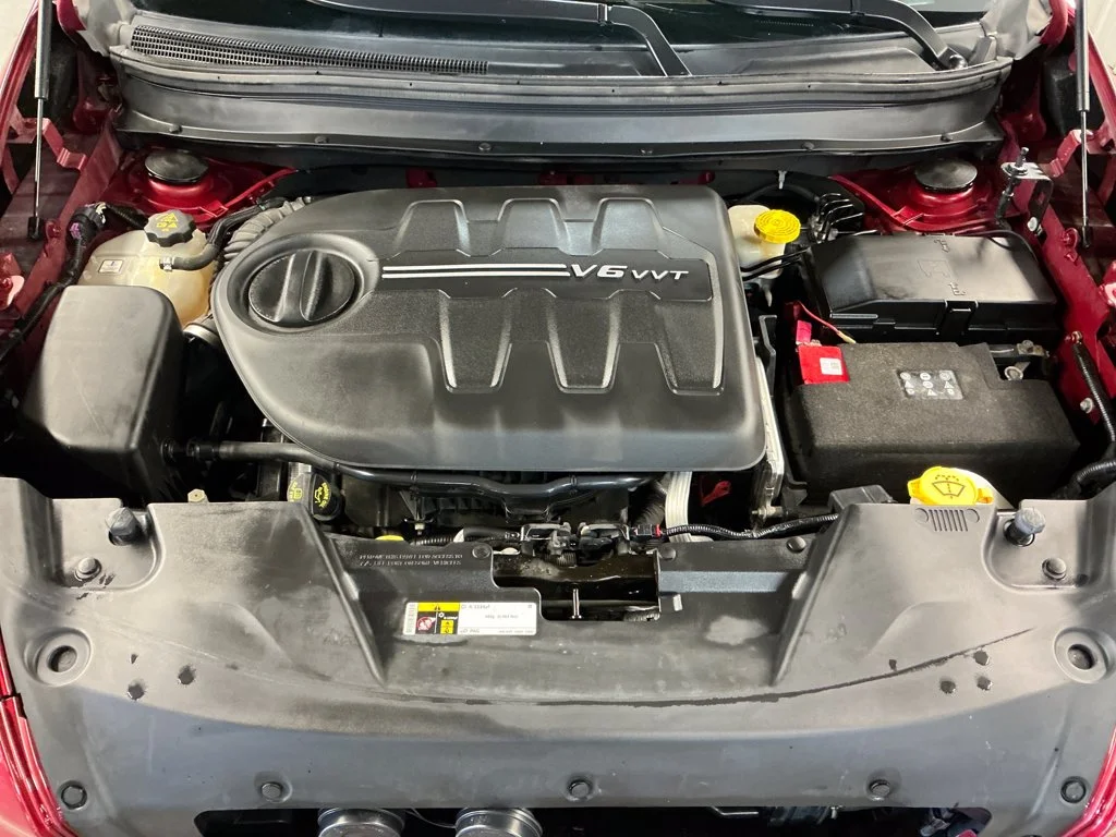 Used 2016 Red Jeep Limited image 10