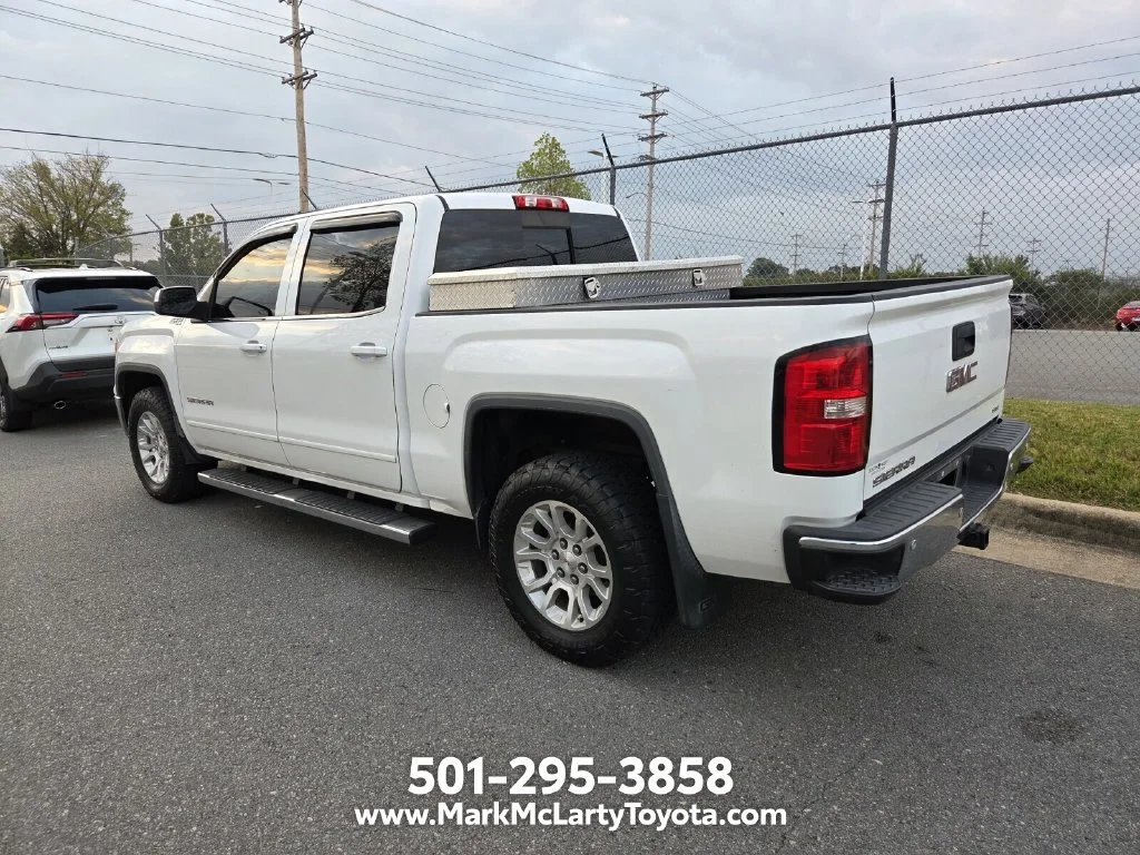 Used 2015 White GMC SLE image 5