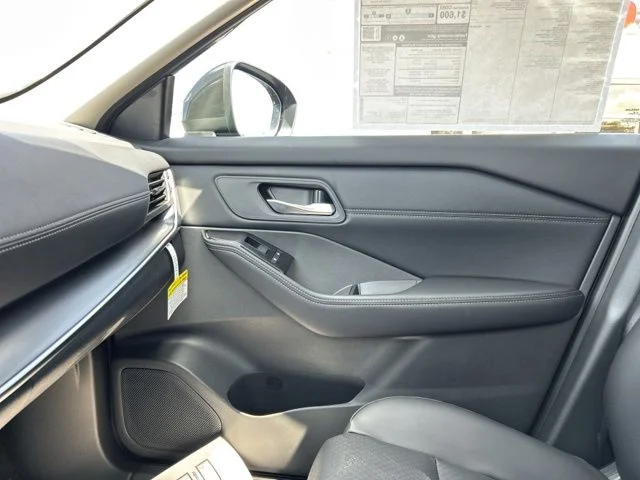 New 2026 Obsidian Green Nissan Dark Armor image 38