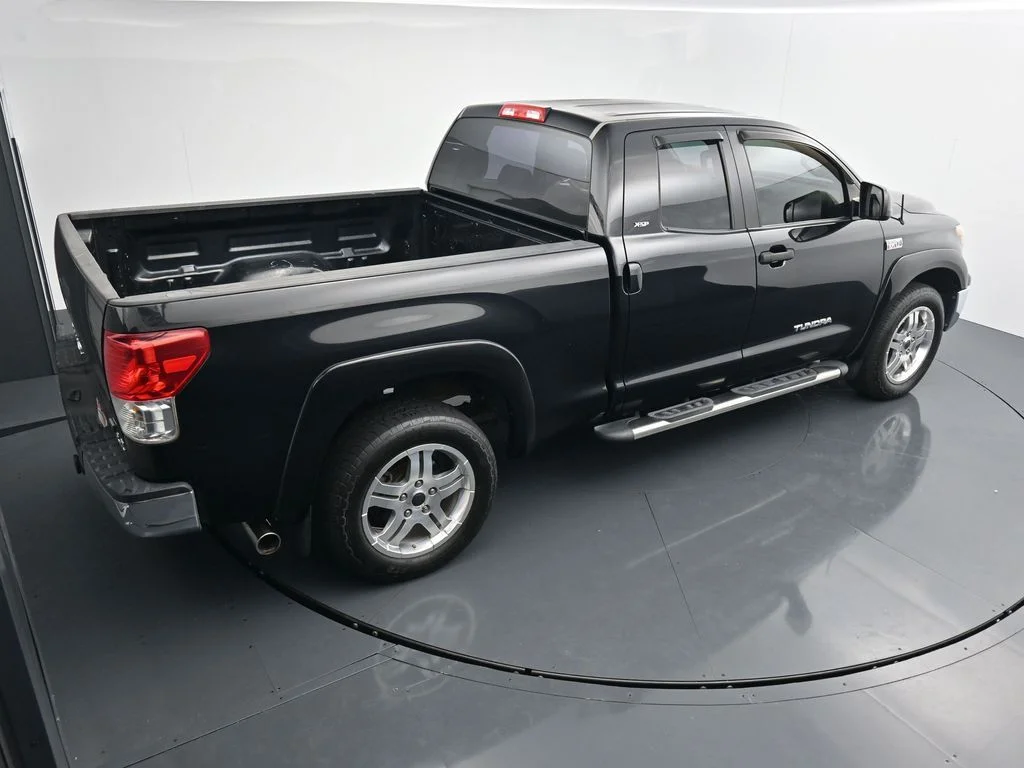 Used 2010 Black Toyota Grade image 29