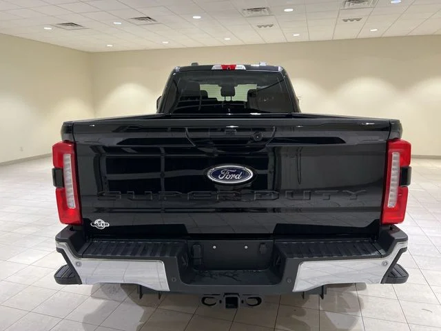 New 2026 Black Ford Lariat image 4