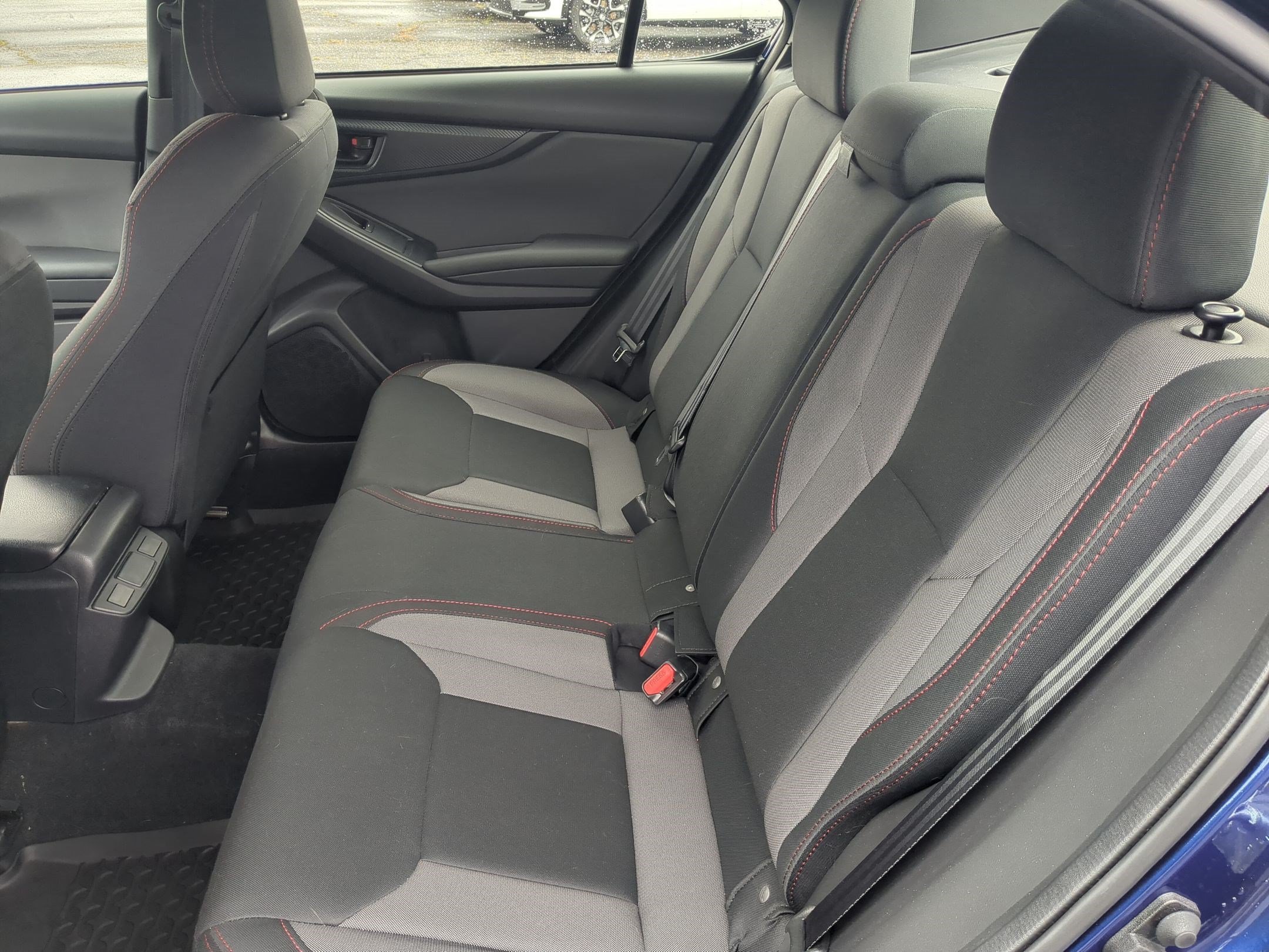 Used 2024 Sapphire Blue Pearl Subaru  image 27