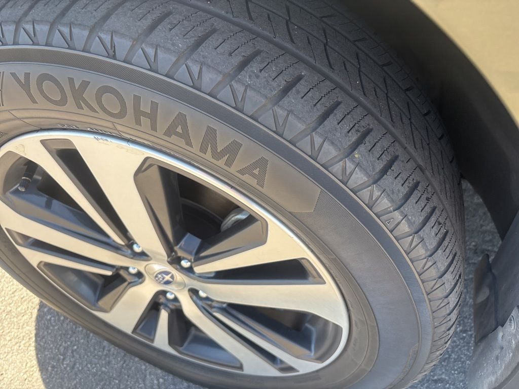 Used 2018 Green Subaru 3.6R image 2