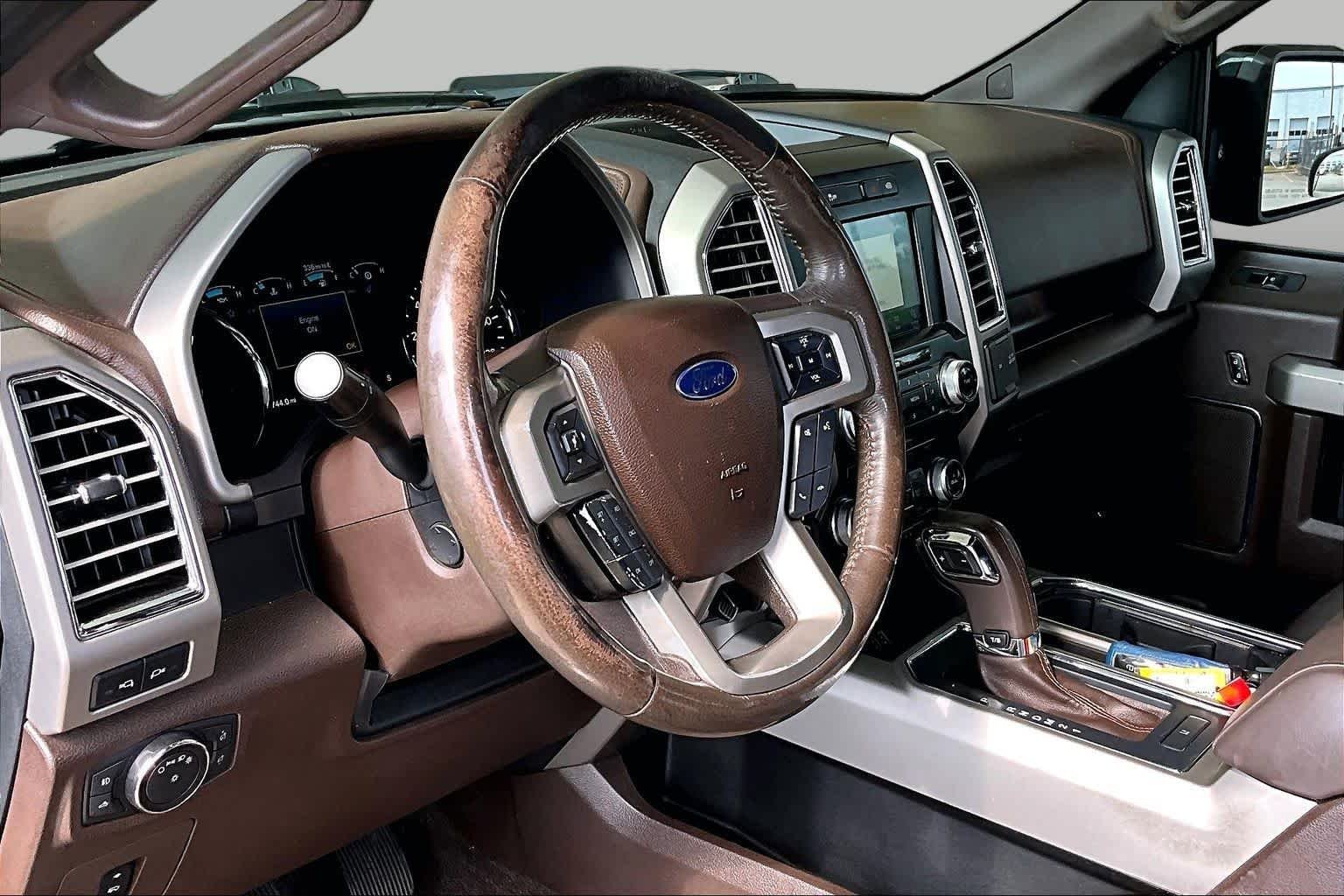 Used 2016 Green Gem Metallic/Caribou Metallic Ford King Ranch image 18