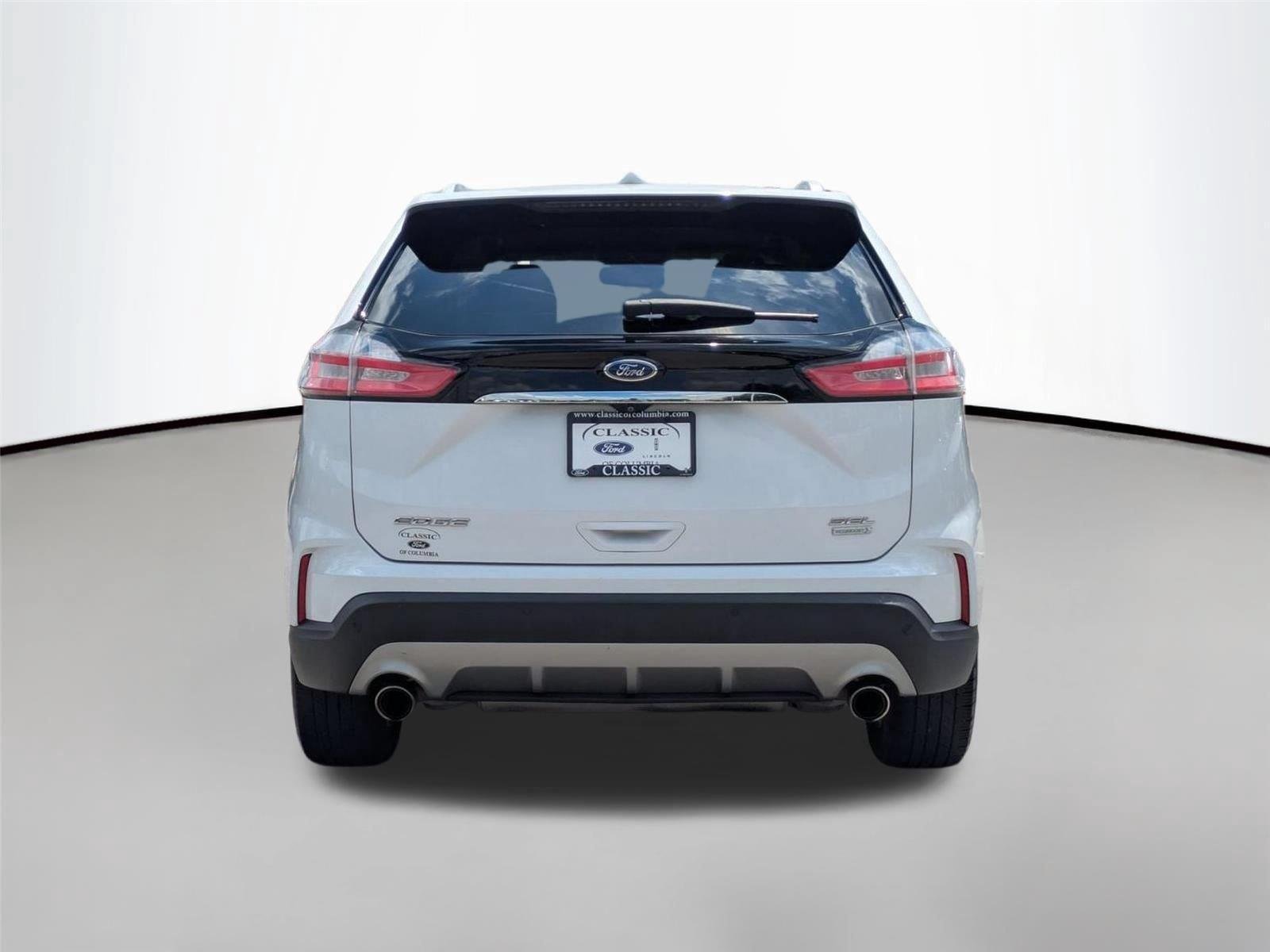 Used 2019  Ford SEL image 6