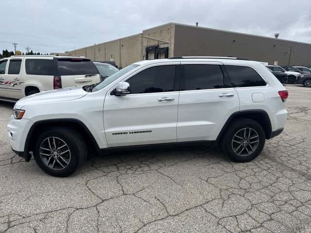 Used 2018 White Jeep Limited image 4