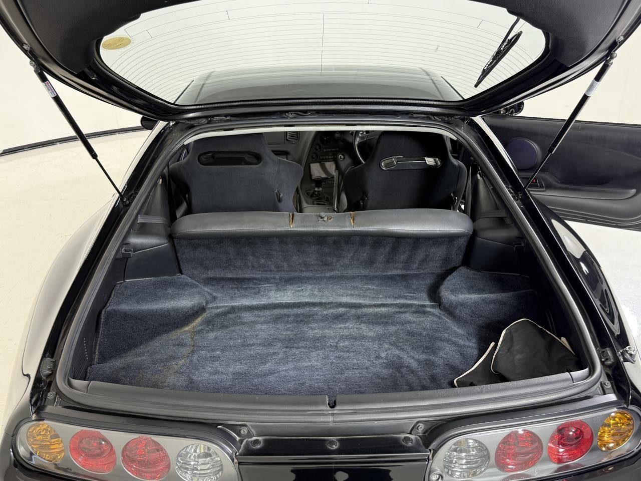Used 1993 Black Toyota Turbo | LHD image 18