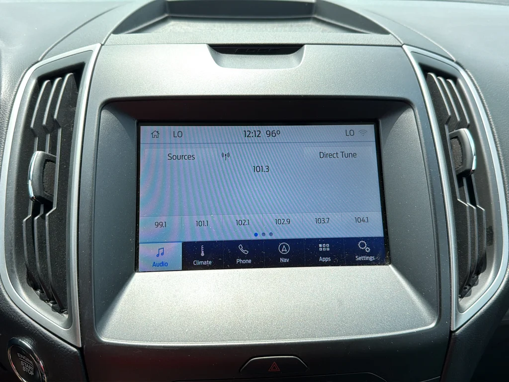 Used 2020 Gray Ford SEL image 13