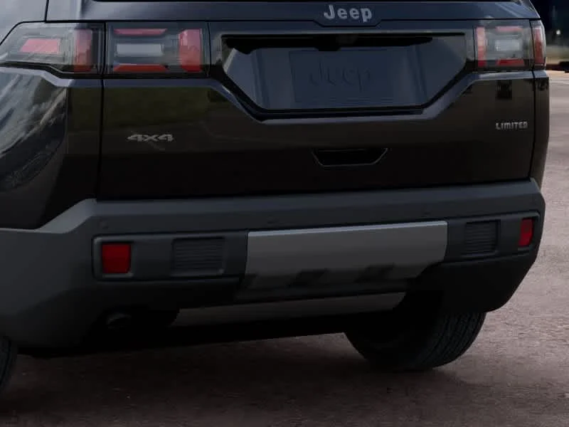 New 2026 Diamond Black Crystal Pearlcoat Jeep Limited image 13